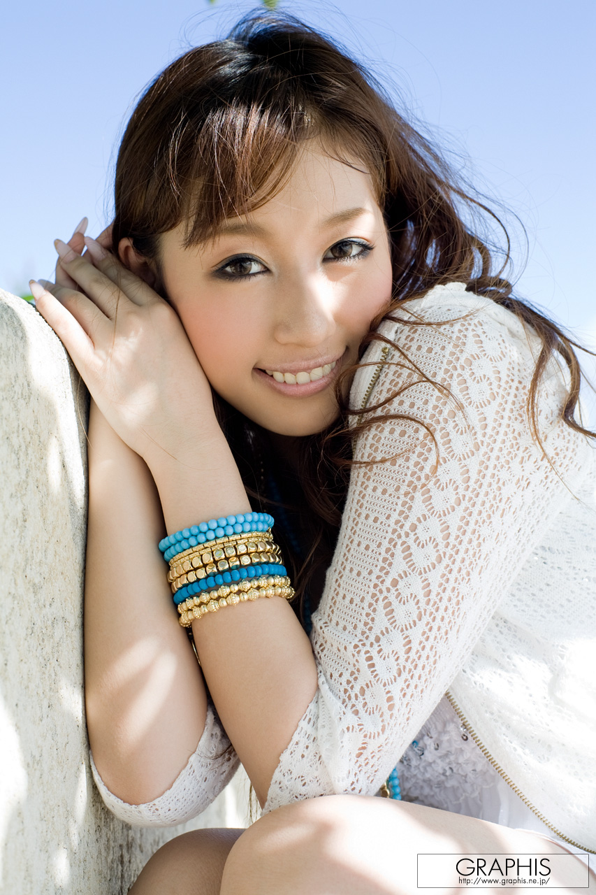 gra_tiara-a033.jpg