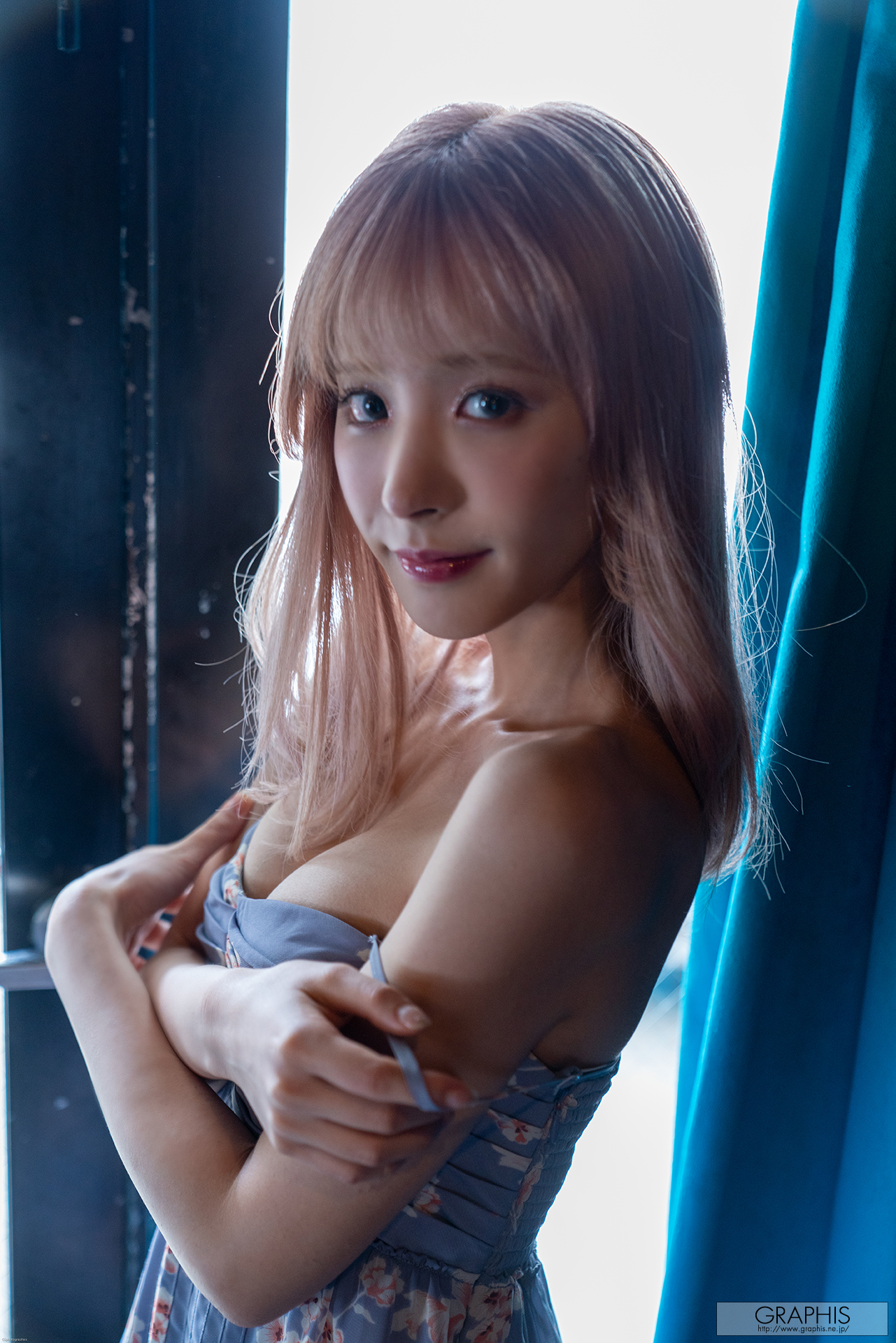 004607yu6nqqqssuz7isd2.jpg