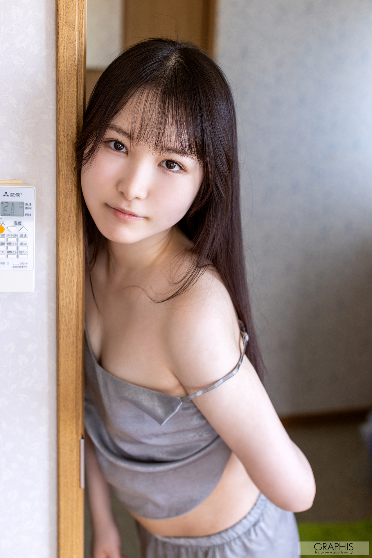 004927w1554i00pdhi4hqj.jpg